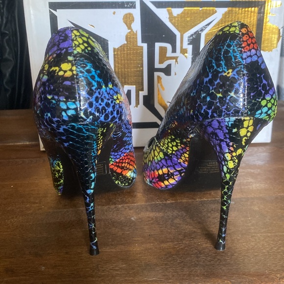 LFL Elektrik Pumps size 8.5 - Picture 3 of 6